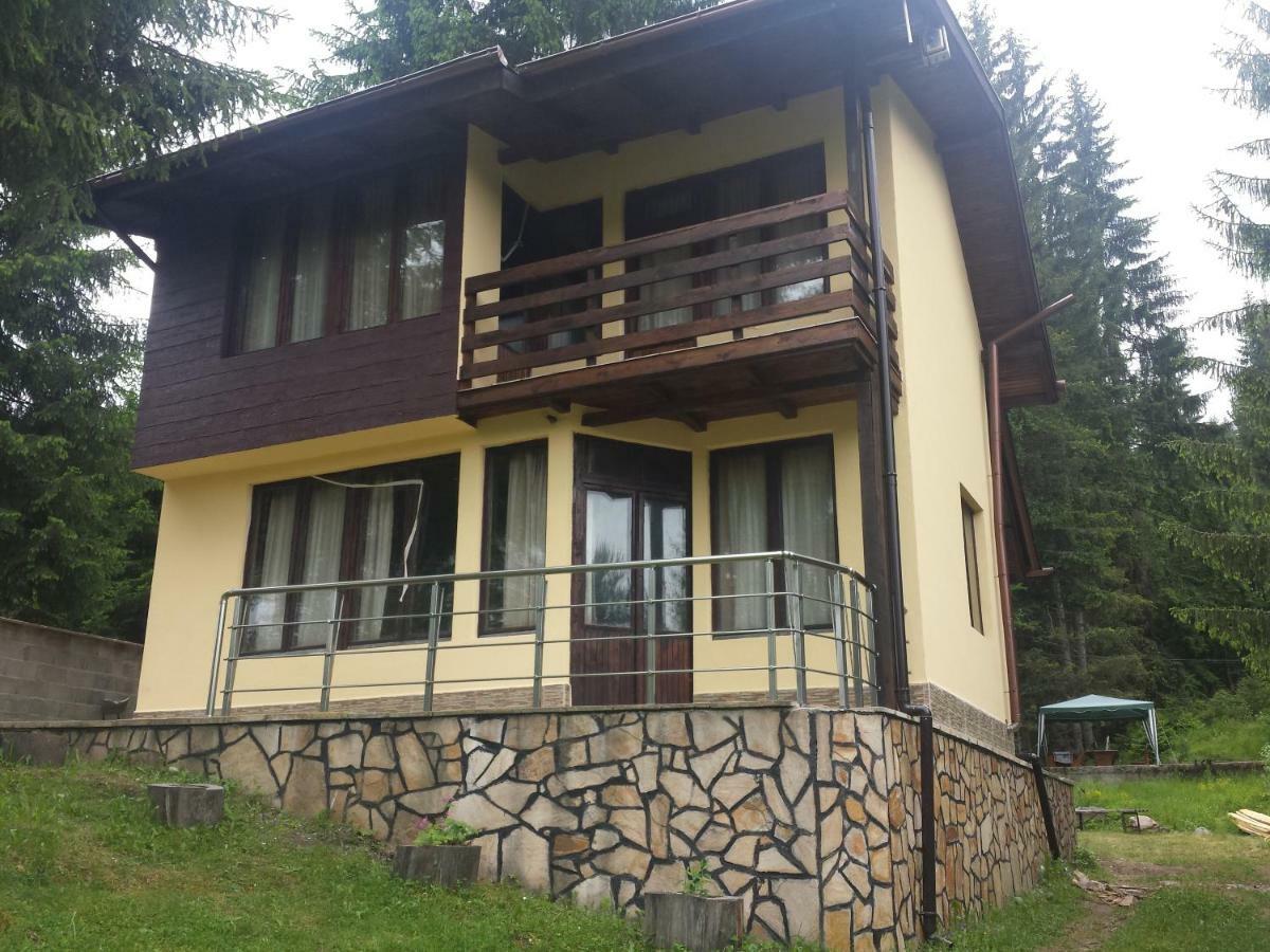 Вила Мерджан Sarnitsa Luaran gambar